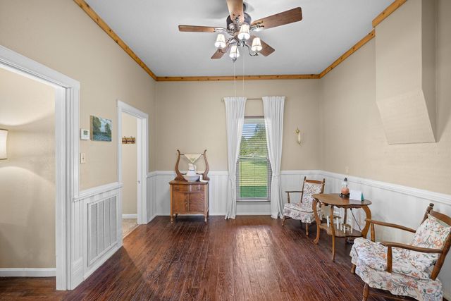 1195 County Road 161, Rock Island, TX 77470