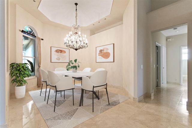 942 Windward Way, Weston, FL 33327