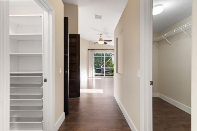 942 Windward Way, Weston, FL 33327