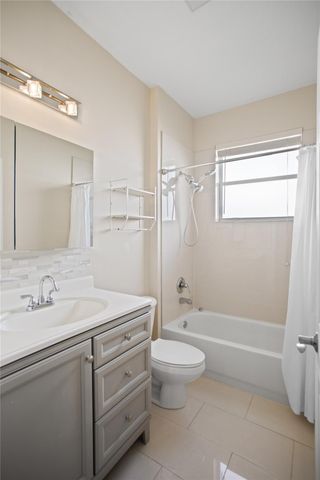 942 Windward Way, Weston, FL 33327