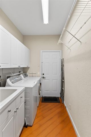 942 Windward Way, Weston, FL 33327