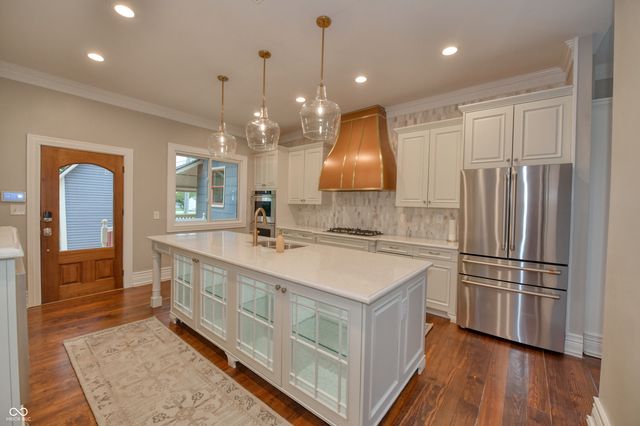 325 W Main Street, Greenfield, IN 46140