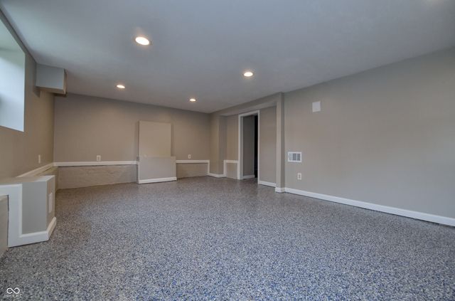 325 W Main Street, Greenfield, IN 46140
