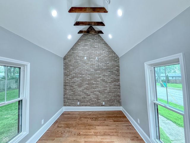 325 W Main Street, Greenfield, IN 46140