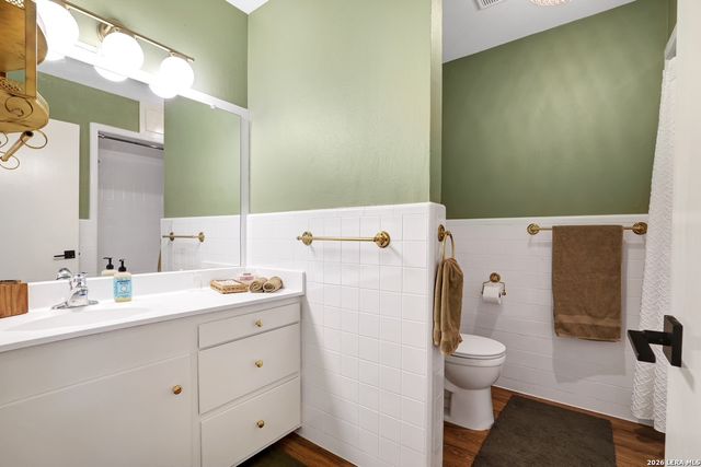 204 Gardenview, Castle Hills, TX 78213