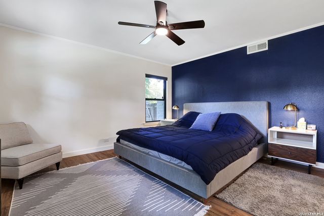 204 Gardenview, Castle Hills, TX 78213