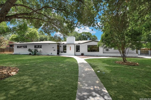 204 Gardenview, Castle Hills, TX 78213