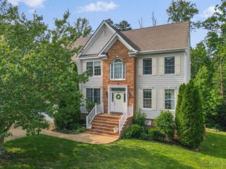 713 Coalbrook Dr, Midlothian, VA 23114