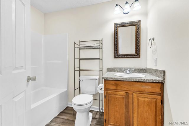 2088 Old US Highway 231 ., Wetumpka, AL 36092