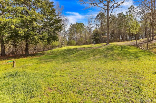 2088 Old US Highway 231 ., Wetumpka, AL 36092