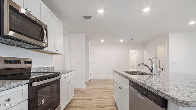 2202 Gemini Circle, Chipley, FL 32428