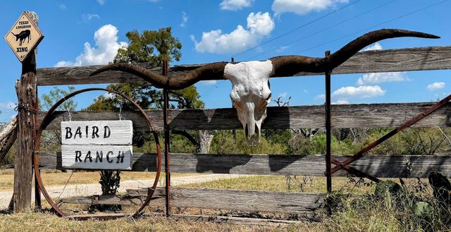 892 Baird Ranch RD, Johnson City, TX 78636