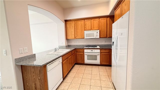 38 East Serene Avenue 237, Las Vegas, NV 89123