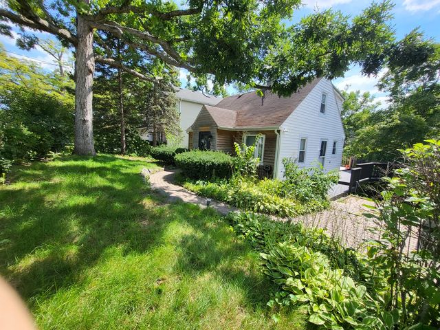 21317 W Shady Lane, Lake Zurich, IL 60047