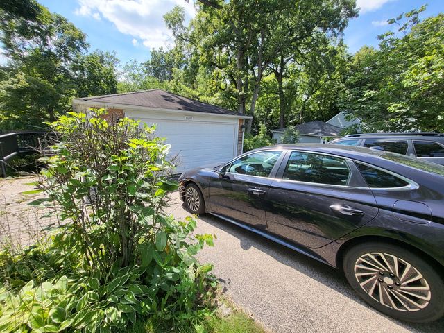 21317 W Shady Lane, Lake Zurich, IL 60047
