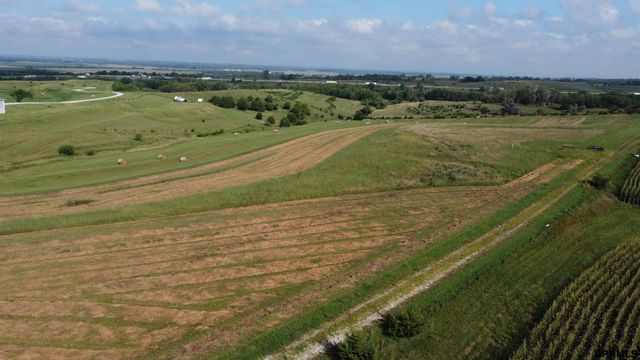 16050 S 222 Plaza, Gretna, NE 68028