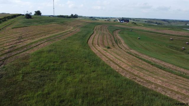 16050 S 222 Plaza, Gretna, NE 68028