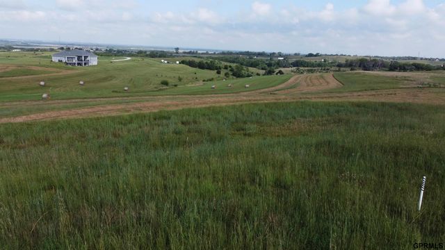 16050 S 222 Plaza, Gretna, NE 68028