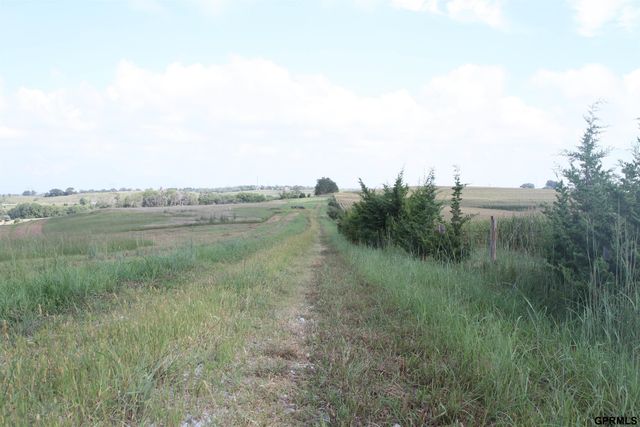 16050 S 222 Plaza, Gretna, NE 68028