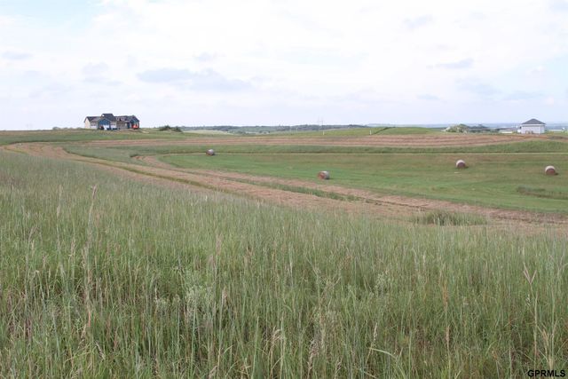 16050 S 222 Plaza, Gretna, NE 68028