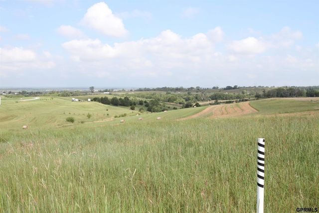 16050 S 222 Plaza, Gretna, NE 68028