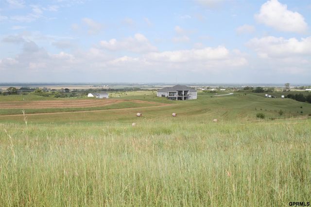 16050 S 222 Plaza, Gretna, NE 68028