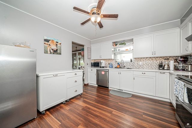 3025 Arbor Drive, Manhattan, KS 66503