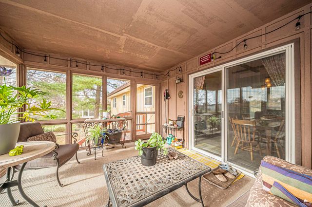 3025 Arbor Drive, Manhattan, KS 66503