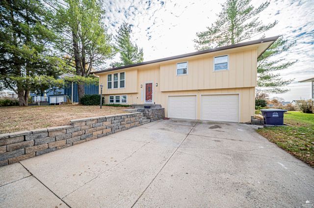 3025 Arbor Drive, Manhattan, KS 66503