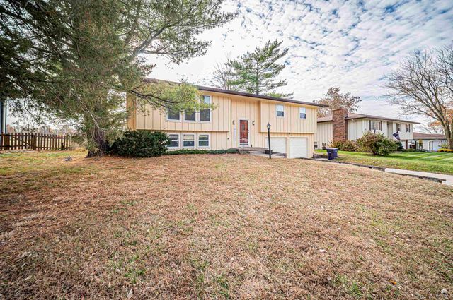 3025 Arbor Drive, Manhattan, KS 66503