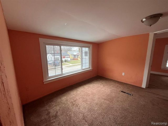 2119 Rome Avenue, Warren, MI 48091