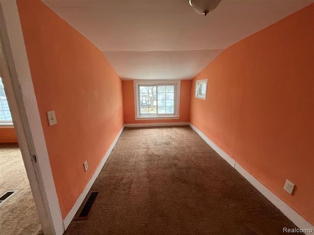 2119 Rome Avenue, Warren, MI 48091