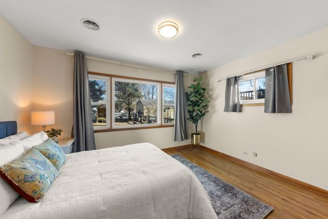 4341 Madison Avenue, Brookfield, IL 60513