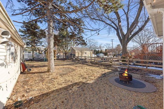 4341 Madison Avenue, Brookfield, IL 60513