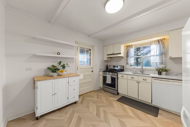 4341 Madison Avenue, Brookfield, IL 60513