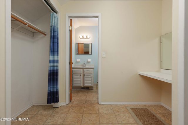 37 Amy Court, Brick, NJ 08724