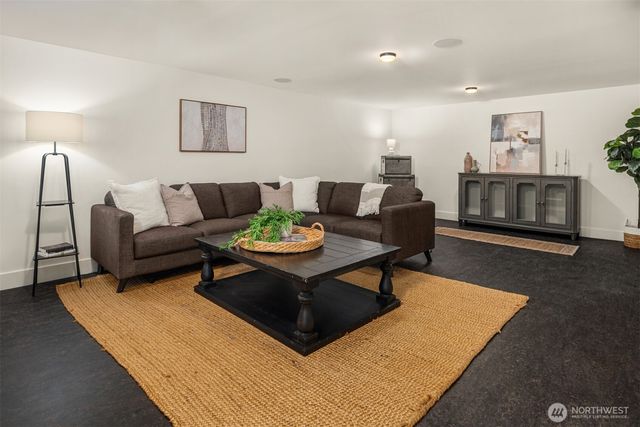 12259 6th Avenue NW, Seattle, WA 98177