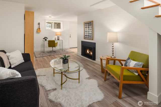 12259 6th Avenue NW, Seattle, WA 98177