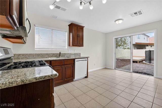 6378 Canyon Dawn Avenue, Las Vegas, NV 89108