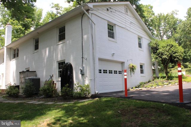 3606 BARKLEY DR, Fairfax, VA 22031