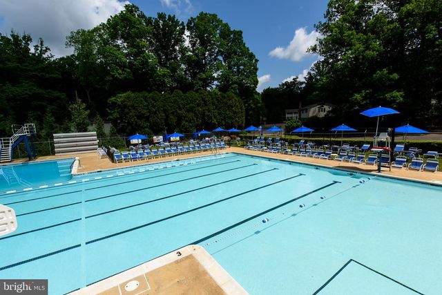 3606 BARKLEY DR, Fairfax, VA 22031