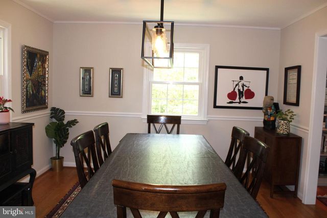 3606 BARKLEY DR, Fairfax, VA 22031