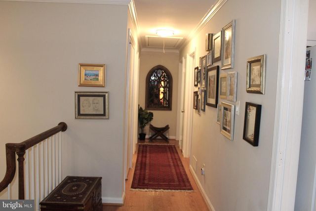 3606 BARKLEY DR, Fairfax, VA 22031