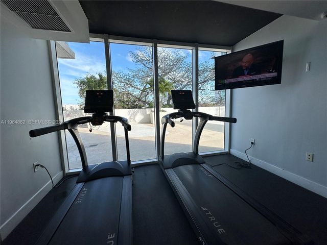 1861 NW S River Dr 1007, Miami, FL 33125