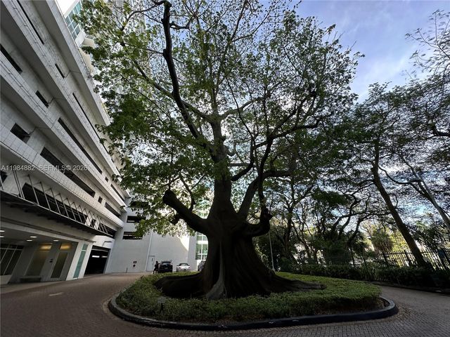 1861 NW S River Dr 1007, Miami, FL 33125