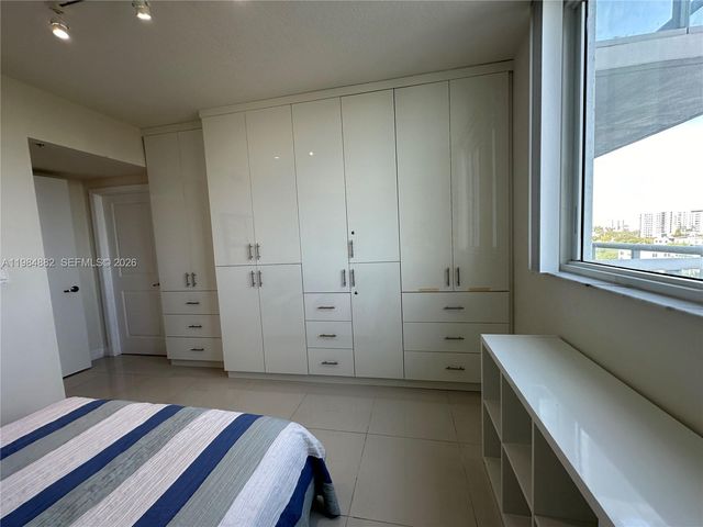 1861 NW S River Dr 1007, Miami, FL 33125