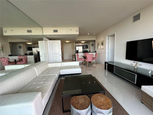 1861 NW S River Dr 1007, Miami, FL 33125