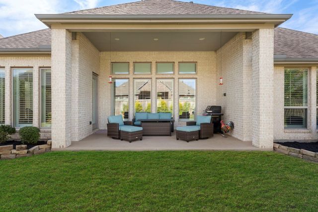 28431 Sunrise View Drive, Spring, TX 77386