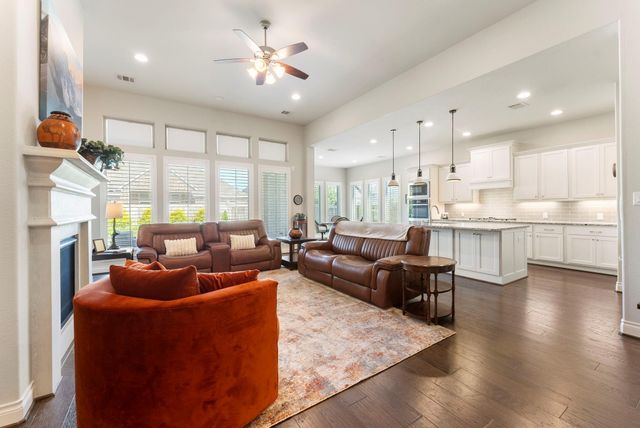 28431 Sunrise View Drive, Spring, TX 77386