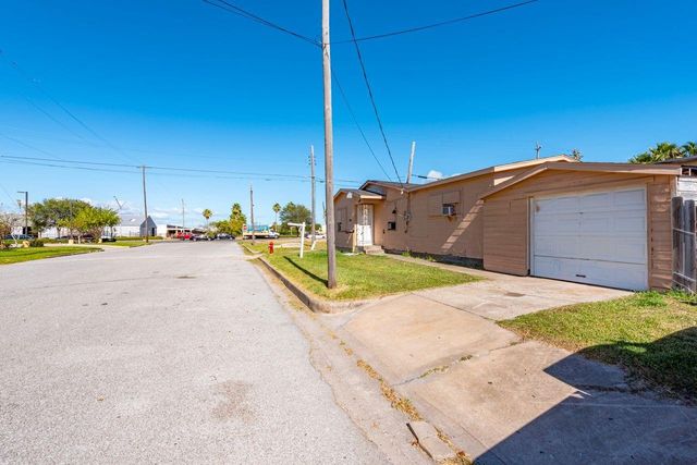 1014 48th Street, Galveston, TX 77551
